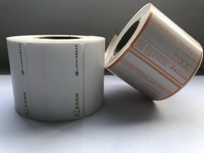 不干胶标签这样使用光油，效果超乎你想象。